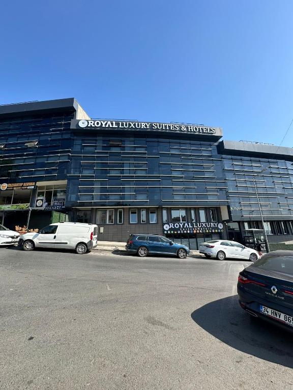 The Royal Luxury Hotel
