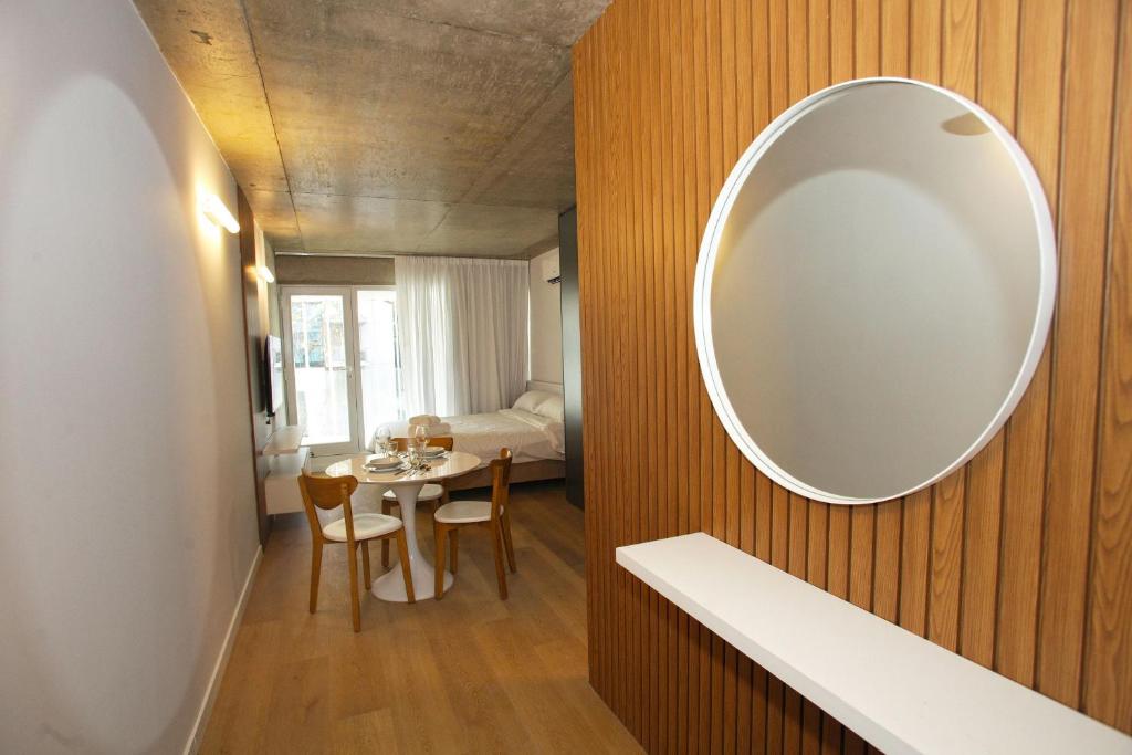 Ảnh trong thư viện ảnh của "Tu Hogar Temporal en la Ciudad: Departamento Cómodo y Centrico" ở Buenos Aires