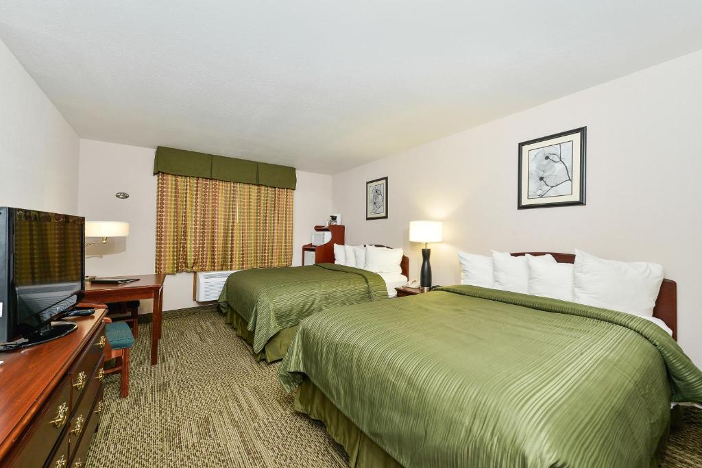 Quality Inn & Suites Stoughton - Madison South - Chambre Queen Avec Deux Lits Queen - Non-fumeur