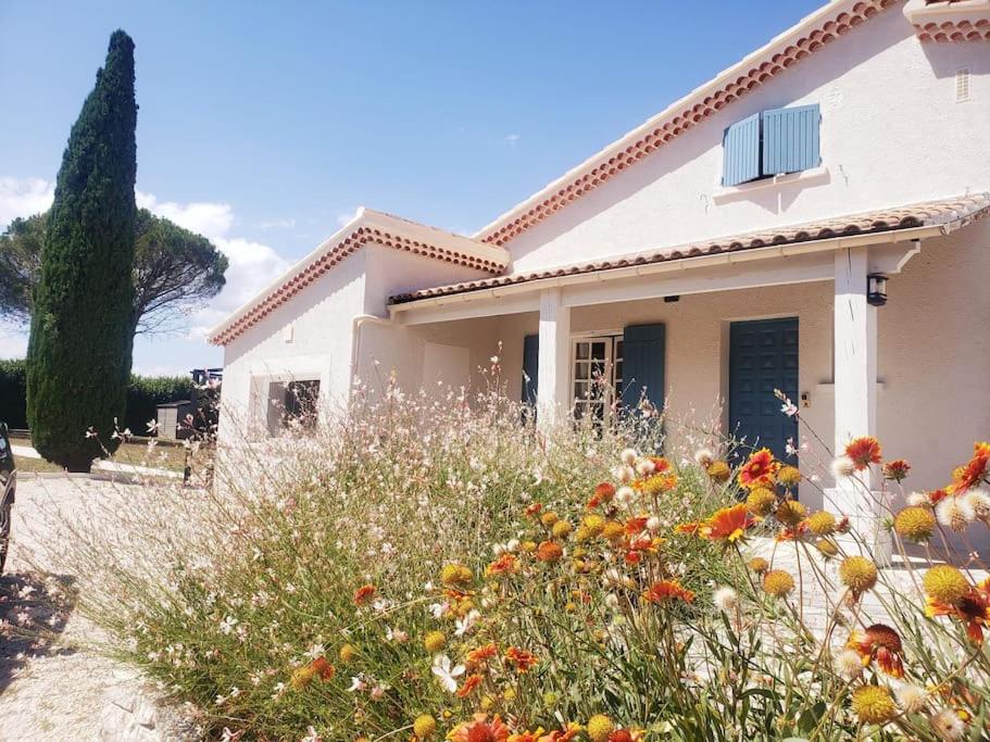 Photo de la galerie de l'établissement La Villa Maya, tout confort, grand jardin, piscine, à Sauzet