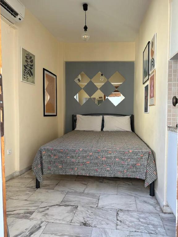 Tiny Loft Studio in the heart of Thessaloniki,17 square meters,on the terrace of the building