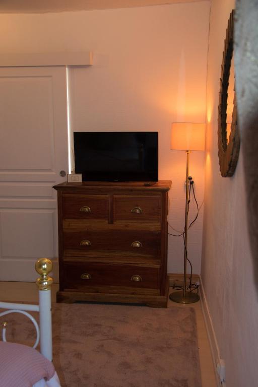 Les Demoiselles - 15