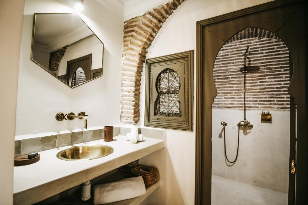 Koupelna v ubytování Riad Shabi Kasbah