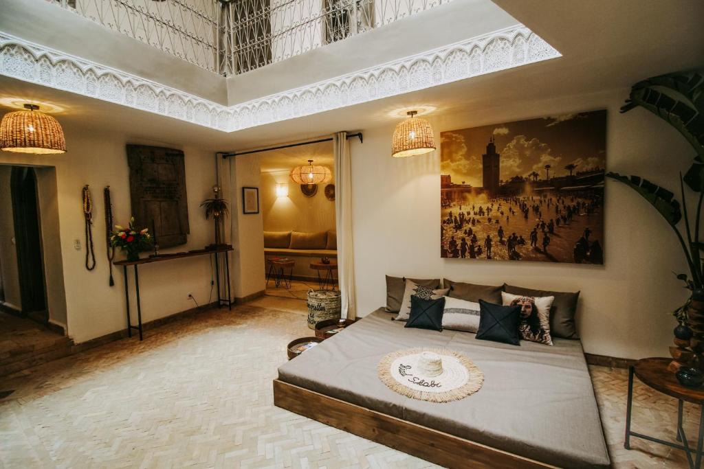 Postel nebo postele na pokoji v ubytování Riad Shabi Kasbah