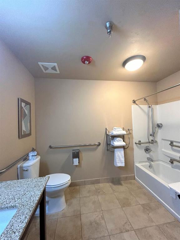 Comfort Inn & Suites Boulder - Camera Queen Con Vasca Accessibile - Accessibile/Non Fumatori