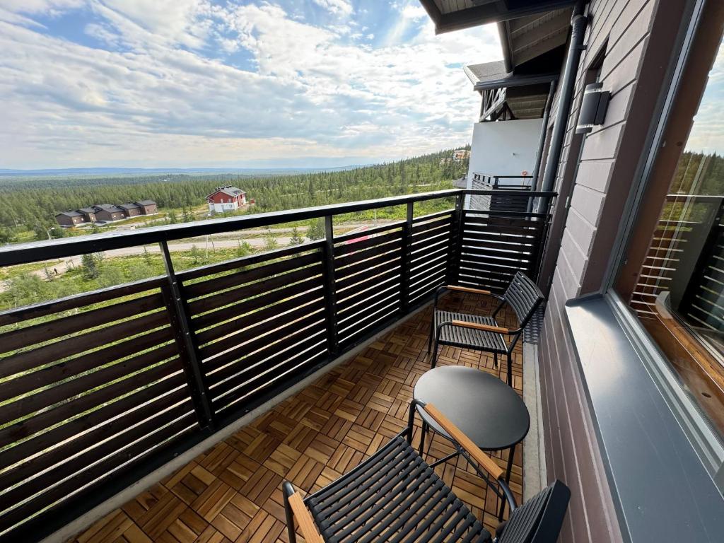 Балкон или терраса в Uudistettu Ylläs Chalet 9504
