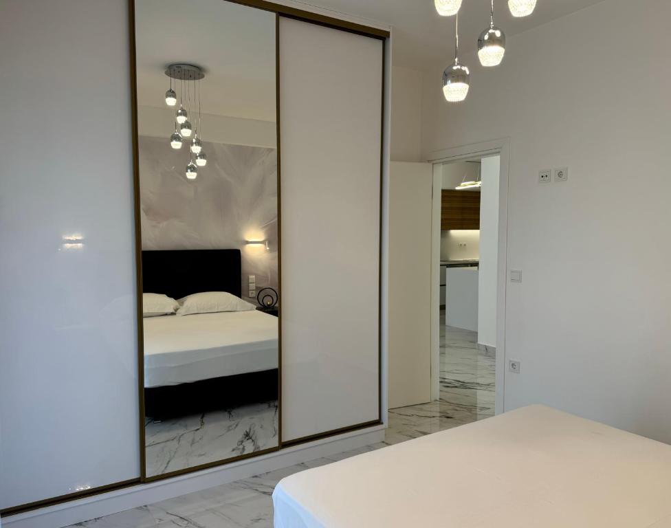 Madi Luxury Stay Patra - Resim 9