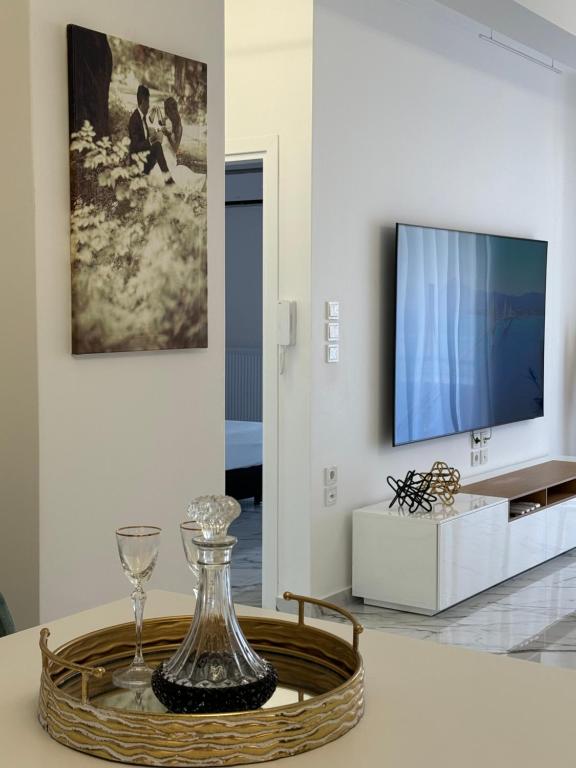 Madi Luxury Stay Patra - Resim 26