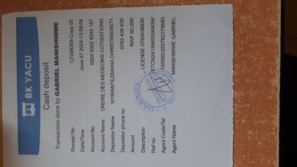 Certifikát, hodnocení, plakát nebo jiný dokument vystavený v ubytování Husundi Lodge
