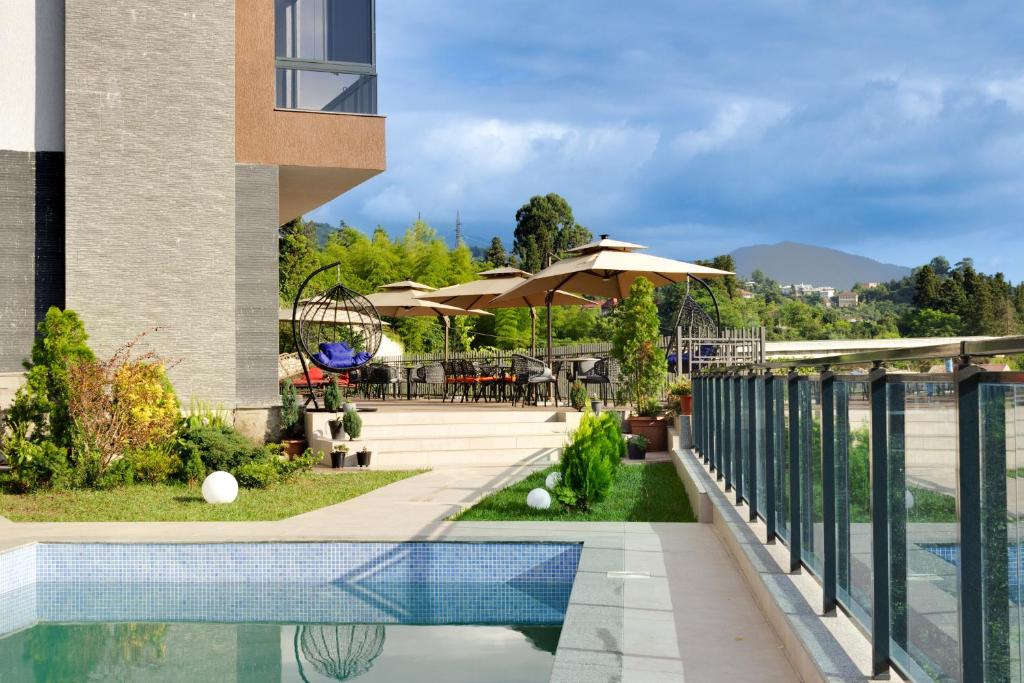 Bazén v ubytování Sun Wine Hotel nebo v jeho okolí