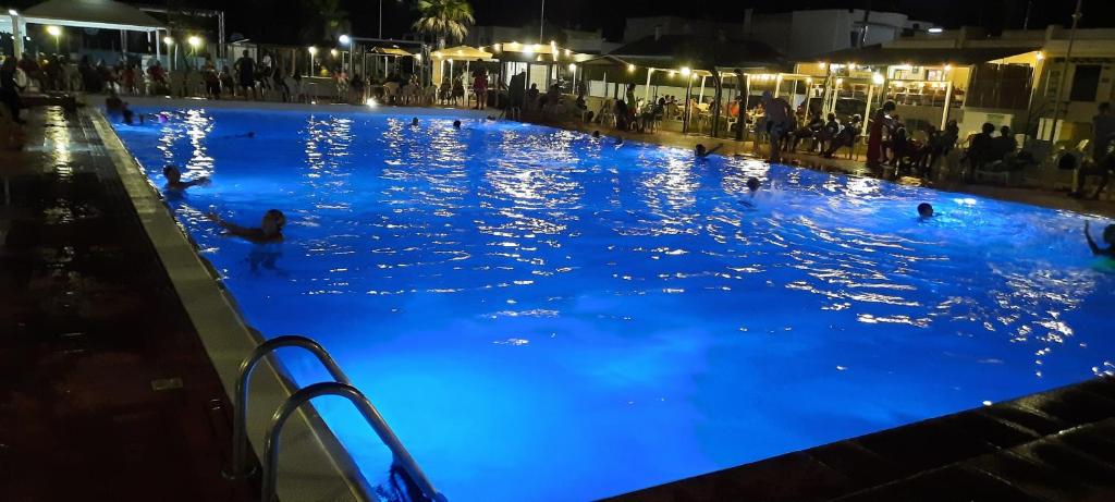 Bazén v ubytování Casa Neve al mare nebo v jeho okolí