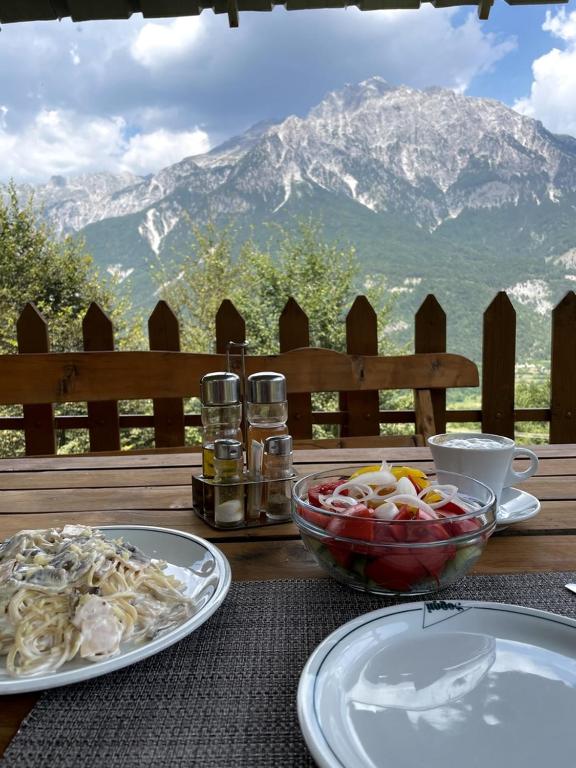 Nespecifikovaný výhled na hory nebo výhled na hory při pohledu z bed and breakfast