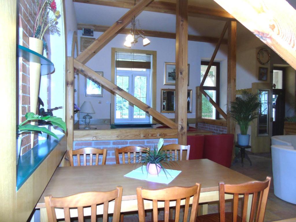 Istumisnurk majutusasutuses Toris Inn