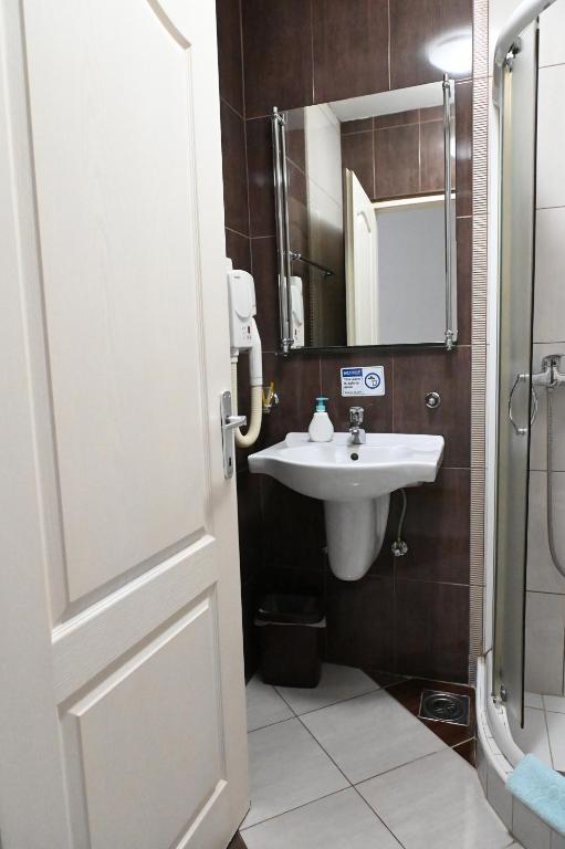 Koupelna v ubytování Apartments Imper - IMD