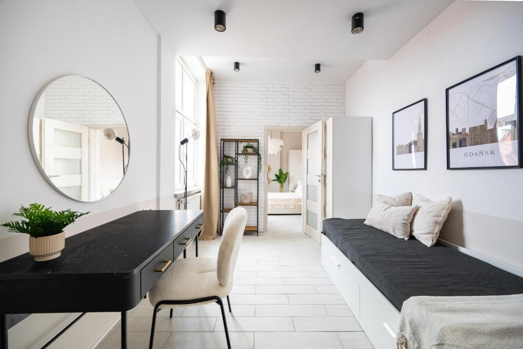Χώρος καθιστικού στο Stunning Apartment with Balcony