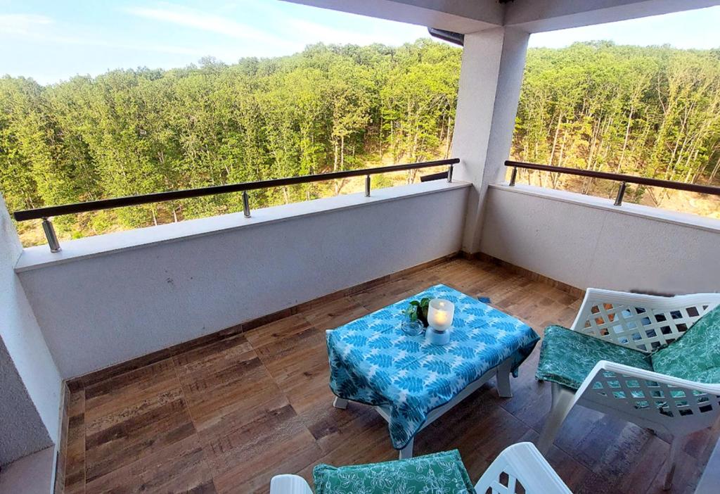 Balkón nebo terasa v ubytování Forest View Apartment