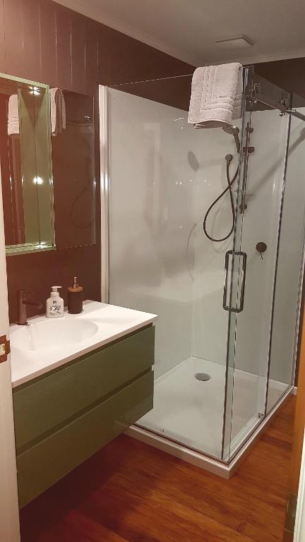 Island Time - Resim 3