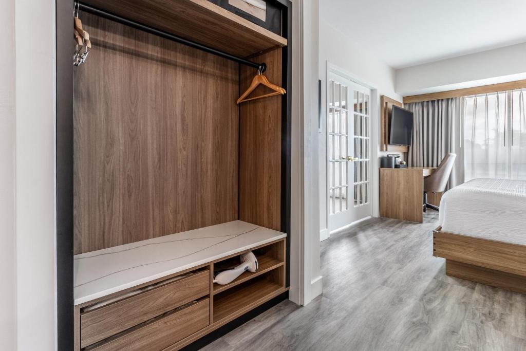 Atrium Hotel Vancouver - Resim 29