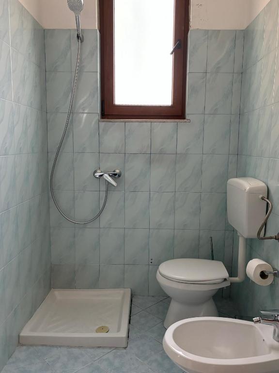 Koupelna v ubytování Hotel Vlora 78