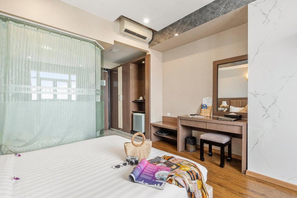 Phòng Superior Giường Đôi Nhìn Ra Thành Phố