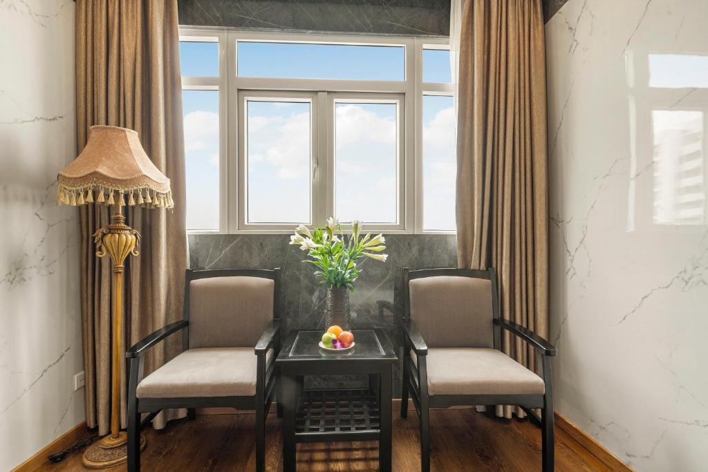 Phòng Superior Giường Đôi Nhìn Ra Thành Phố