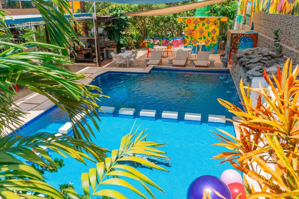 Swimmingpoolen hos eller tæt på Villa Pajaros