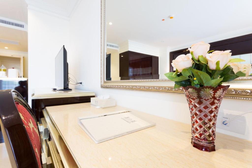 LK President - Resim 9