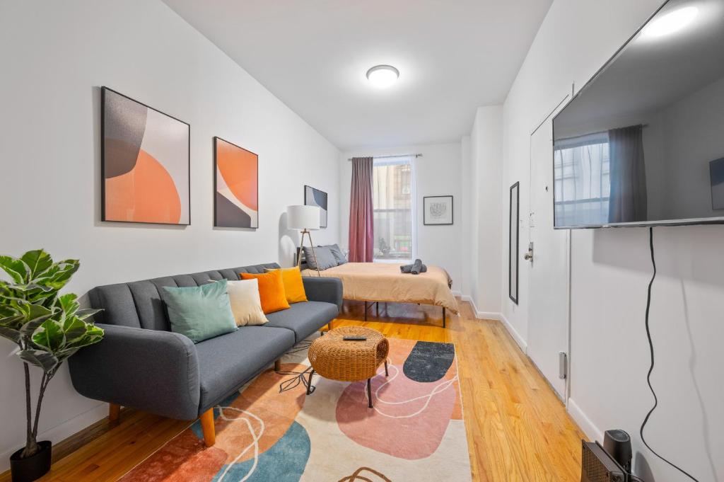 Monthly NYC Rentals- Beautiful Studio Unit
