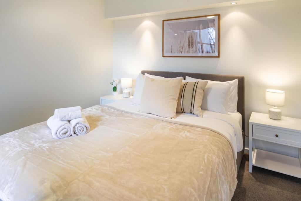 Warm CHCH Apartment Park View & Garage Parking - Resim 13