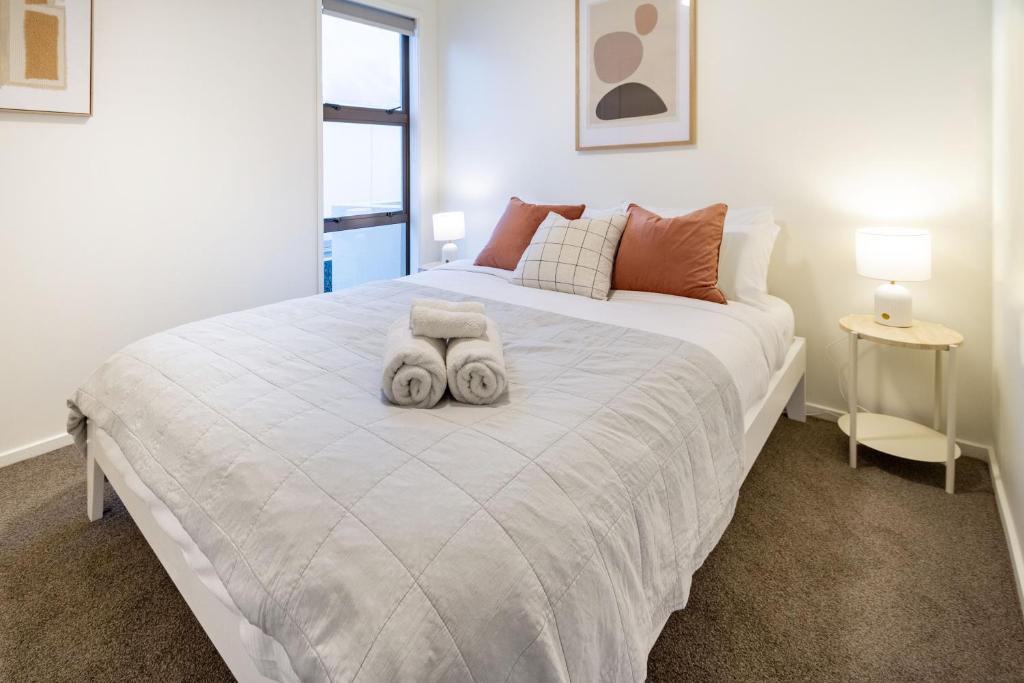 Warm CHCH Apartment Park View & Garage Parking - Resim 29