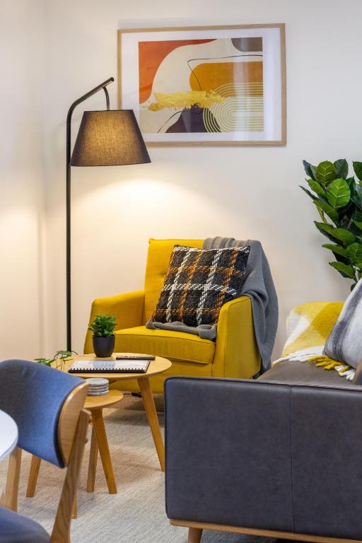 Warm CHCH Apartment Park View & Garage Parking - Resim 26