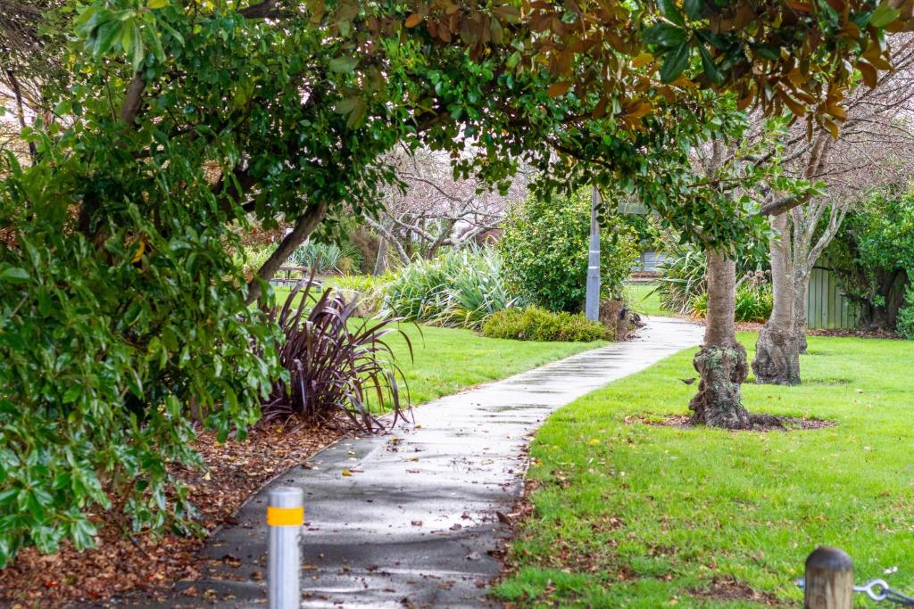 Warm CHCH Apartment Park View & Garage Parking - Resim 41