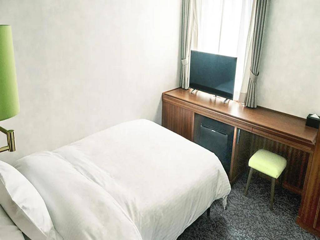TV a/nebo společenská místnost v ubytování Prince Smart Inn Nagoya Sakae