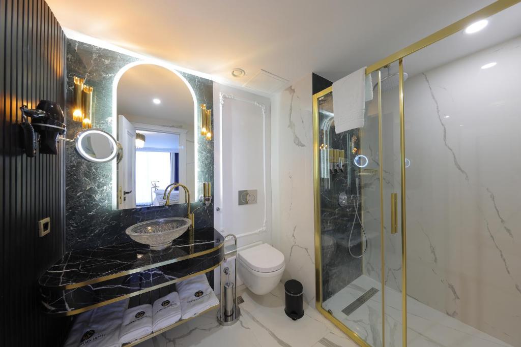 Golden Horn Bosphorus Hotel - 10