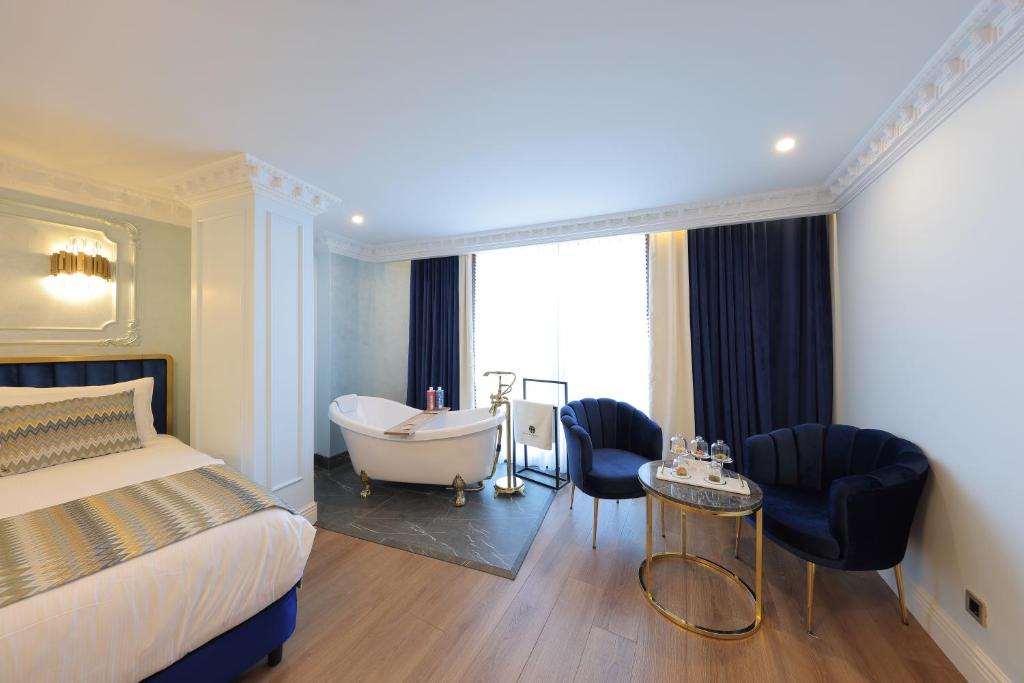 Golden Horn Bosphorus Hotel - 19