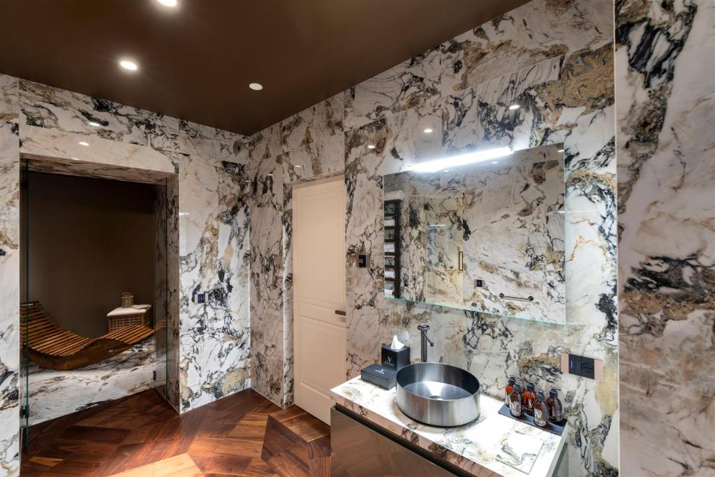 AF Duomo - Milano Luxury Suites - Resim 22