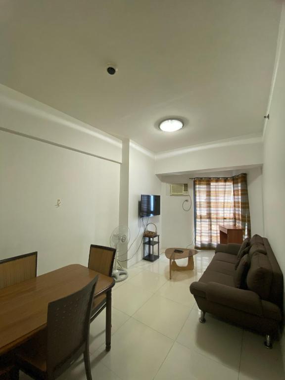 Roxas Blvd Stunning Studio Condo Near US Embassy - Appartement D'une Chambre Avec Vue Sur La Baie