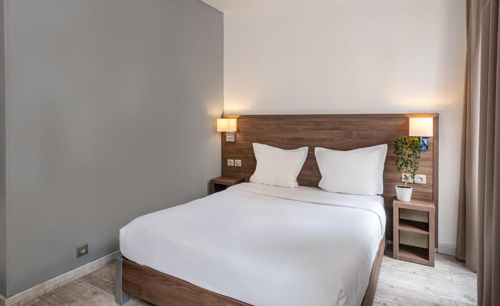 
Comfort Double Room with Street View
