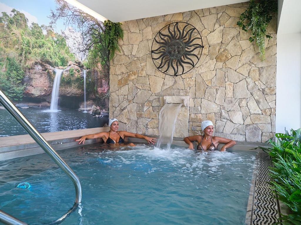 Bazén v ubytování La Siesta Salou Resort & Camping nebo v jeho okolí