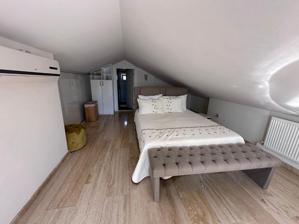 Kuchyň nebo kuchyňský kout v ubytování Villa Lalaland ЕСО Retreat