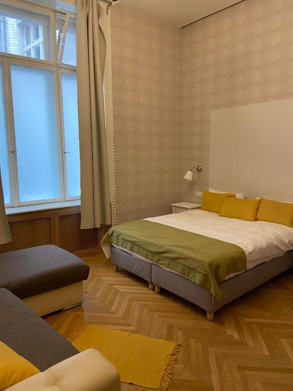 Postel nebo postele na pokoji v ubytování The Cream