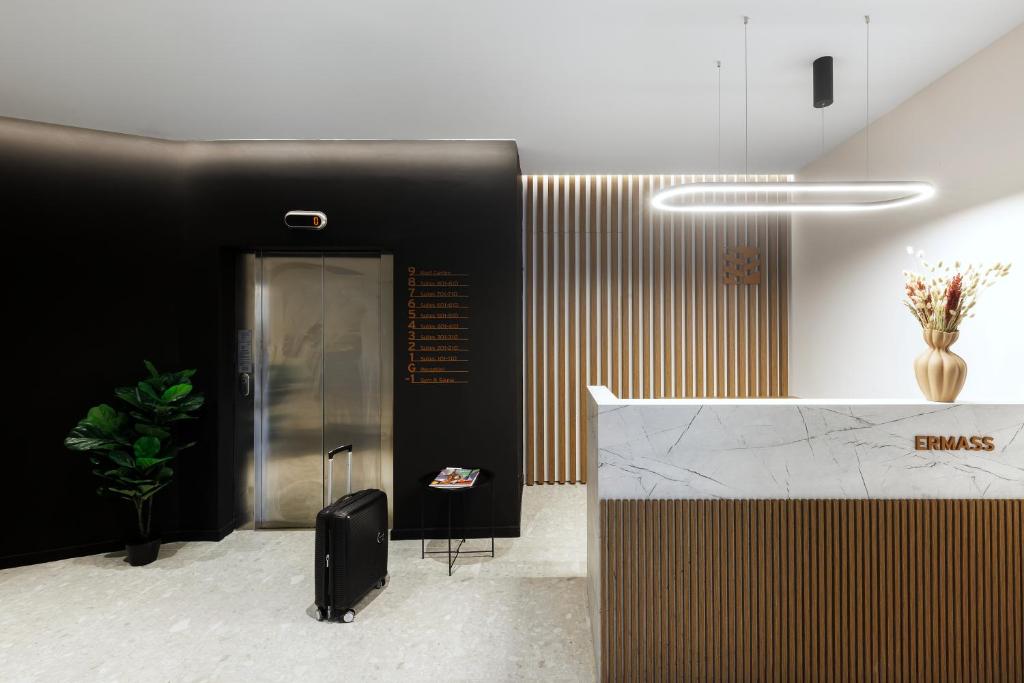 Ermass Modern Living Apartments - Resim 27