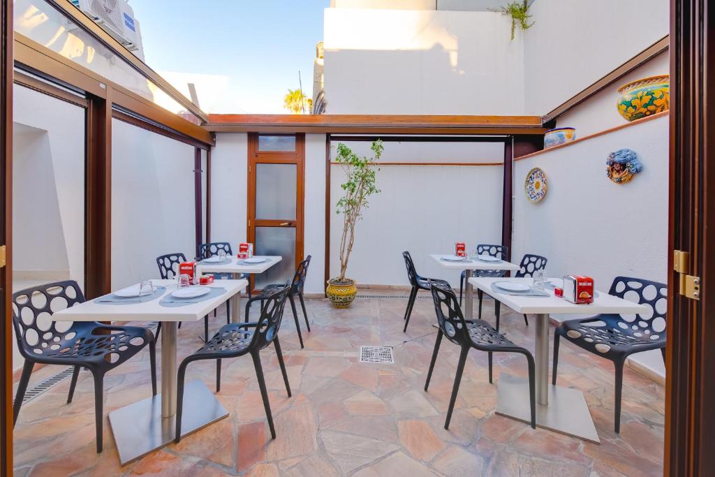 Posezení v ubytování Hotel Aliai