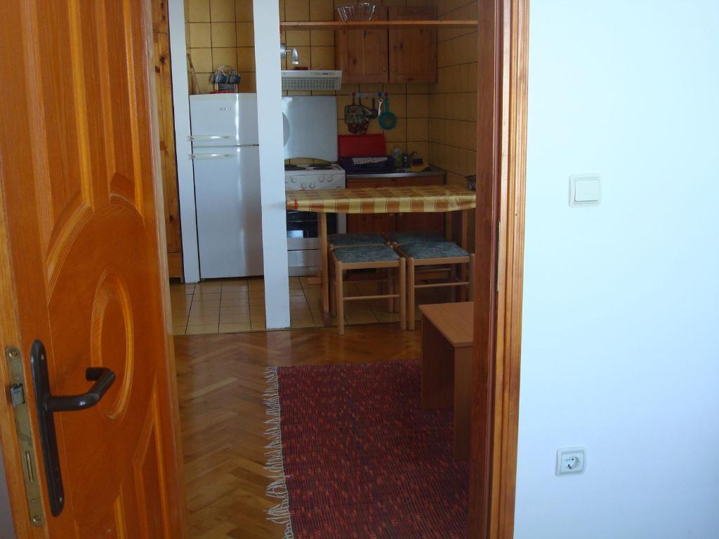 Apartments Zlatiborski visovi - Apartment With Terrace