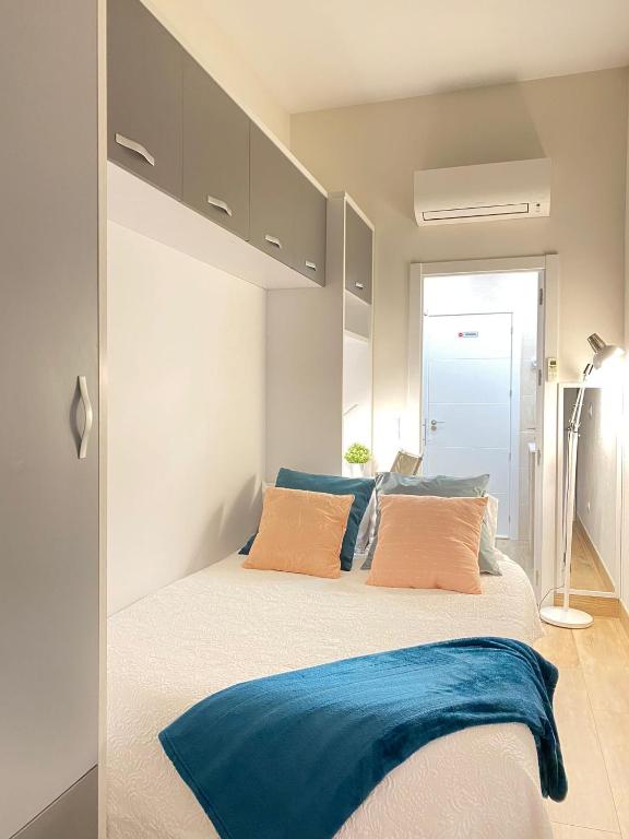 Céntrico. Atocha-Lavapiés. Nuevo. 100% Equipado. - 16