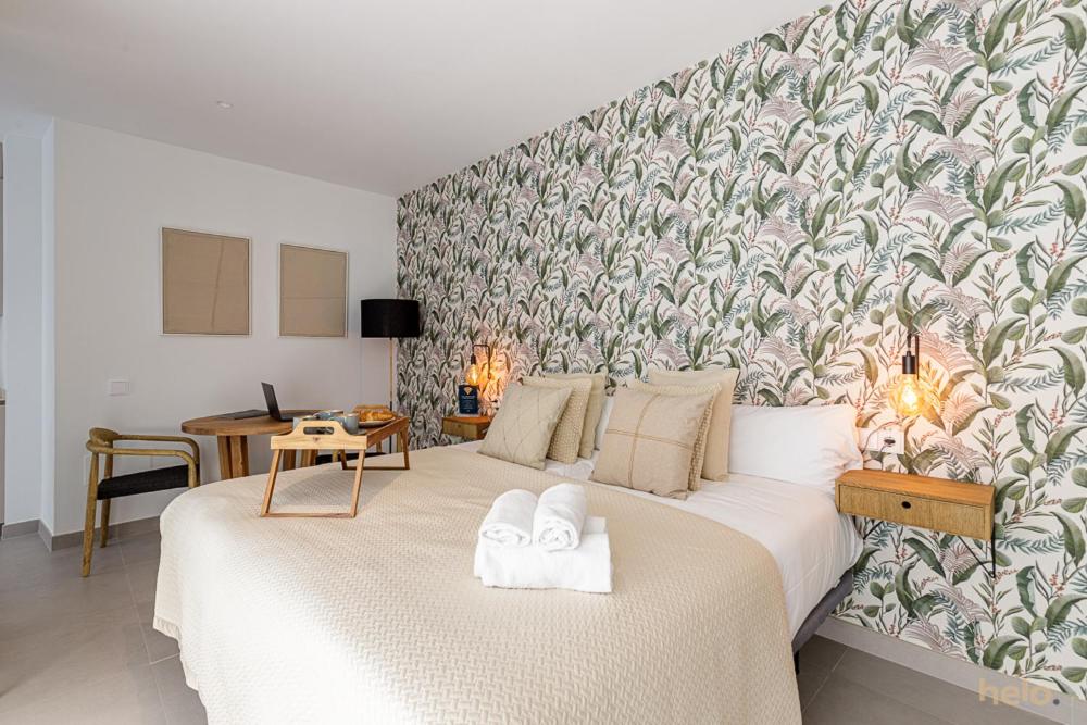 Cervantes Suites - Resim 41