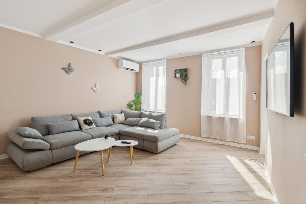 Posezení v ubytování Cœur de Vidauban - Appt climatisé proche activités