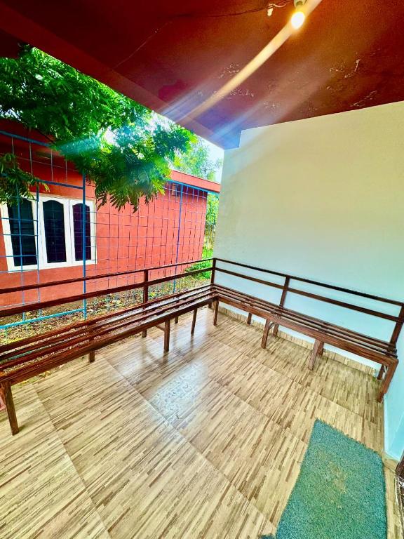 Balkón nebo terasa v ubytování Coorg Nest Cottages By Dreamy Vacations