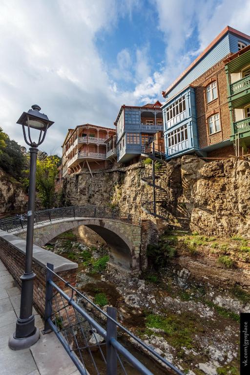 تصویر اتاق‌های Old Tbilisi apartment - تصویر ۲