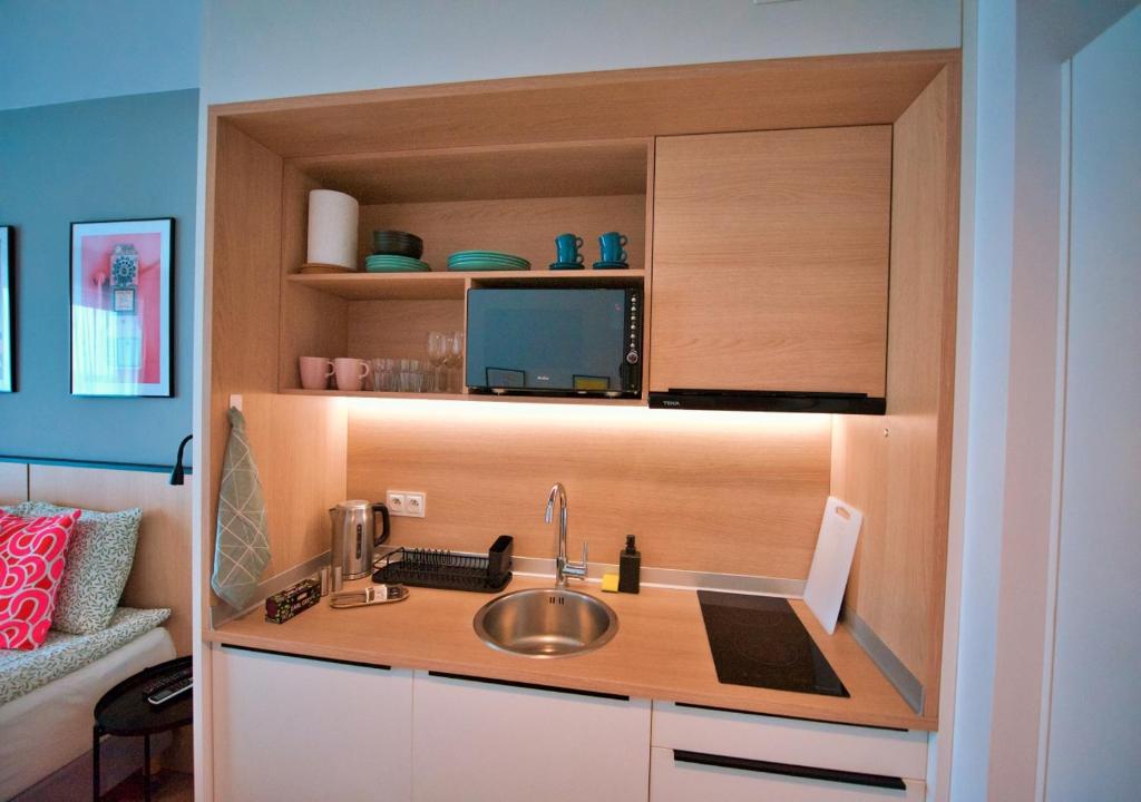 BK Aparthotel Praga - National Stadium - Comfortable Apartment for 4 people - 12